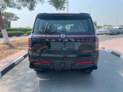 2026 Nissan LE Titanium 3.5 Litres 6 Cylinders Twin Turbo Petrol Engine Black Red SUV GCC