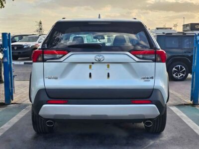 2025 Toyota RAV 4 ADVENTURE CVT FLAGHSIP 2.0L 4 Cylinders Petrol Engine White Black SUV