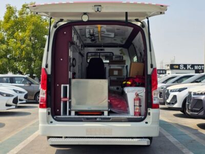 2026 Toyota HIACE HIGHROOF AMBULANCE GL 2.8L DIESEL Engine V4 White Grey Van GCC