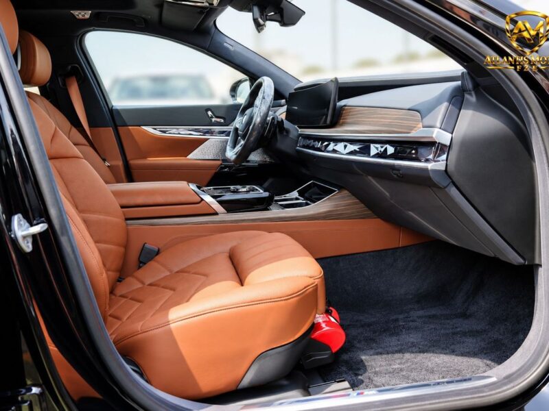 2026 BMW 760i xDrive Masterclass M Sport Package 4.4 8 Cylinders Black Brown Sedan GCC