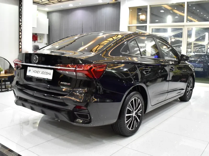 2025 MG MG5 Comfort 4 Cylinders Petrol Engine Black Beige Sedan GCC Specs Automatic