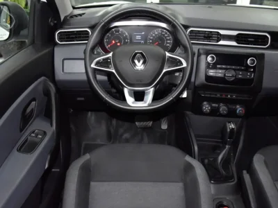 2024 Renault Duster Comfort 4 Cylinders Petrol Engine White Black Crossover GCC Specs