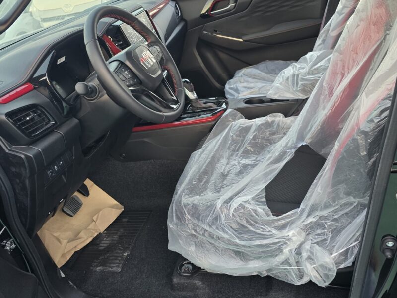 2027 ISUZU D-MAX GT 3.0 Litres TURBO DIESEL 4 Cylinders Engine Black Pickup Truck GCC