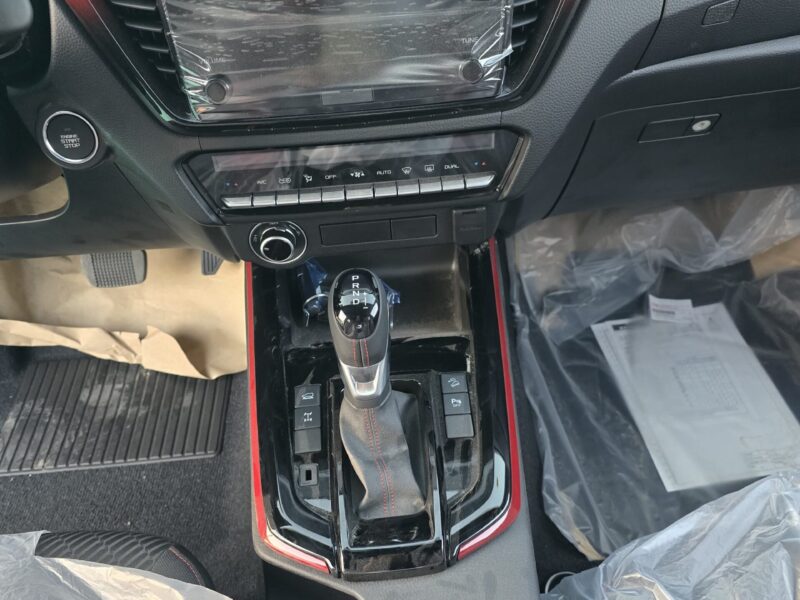 2027 ISUZU D-MAX GT 3.0 Litres TURBO DIESEL 4 Cylinders Engine Black Pickup Truck GCC