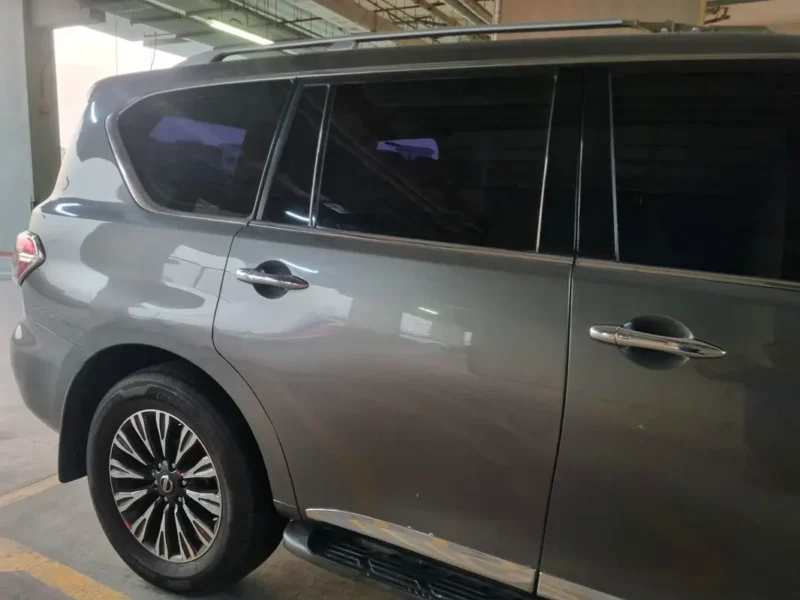 2014 Nissan Patrol LE 8 Cylinders Petrol Engine Grey Beige SUV GCC Specs Excellent Condition