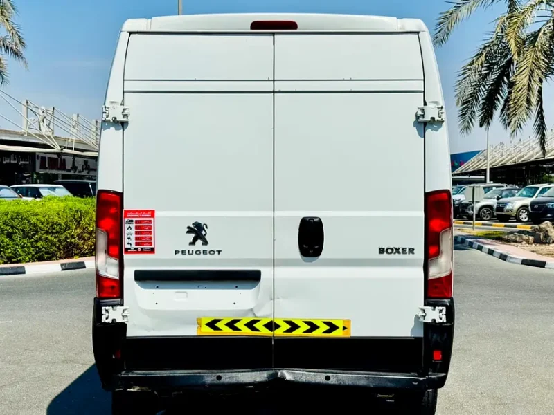 2023 Peugeot Boxer L4H3 2.0 Litres 4 Cylinders Diesel Engine White Black Van GCC Specs