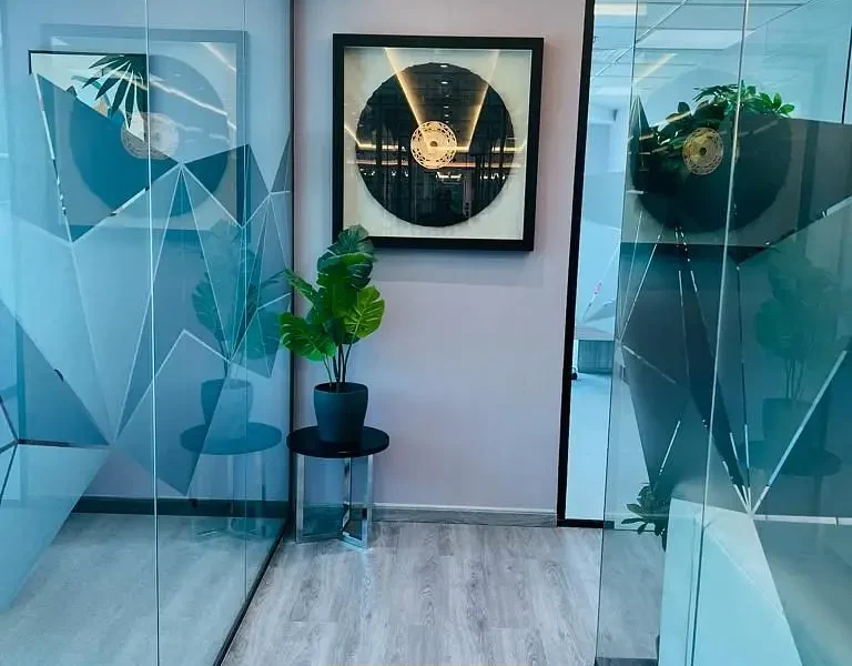 120 sqft Office Virtual Ejari With All Inspection and Office Spaces Available At Business Bay (BK)