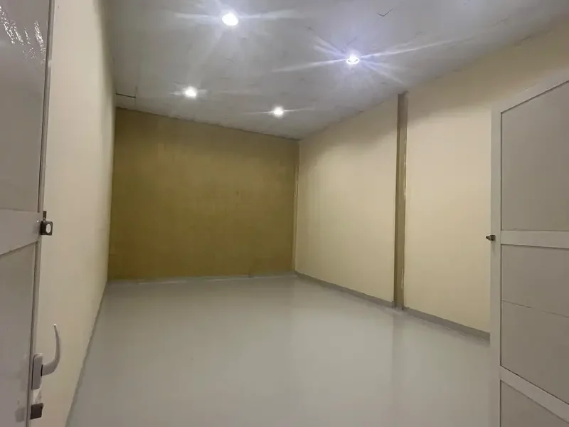 450 sqft Al Quoz 4 READY TO MOVE IN STORAGE WAREHOUSE