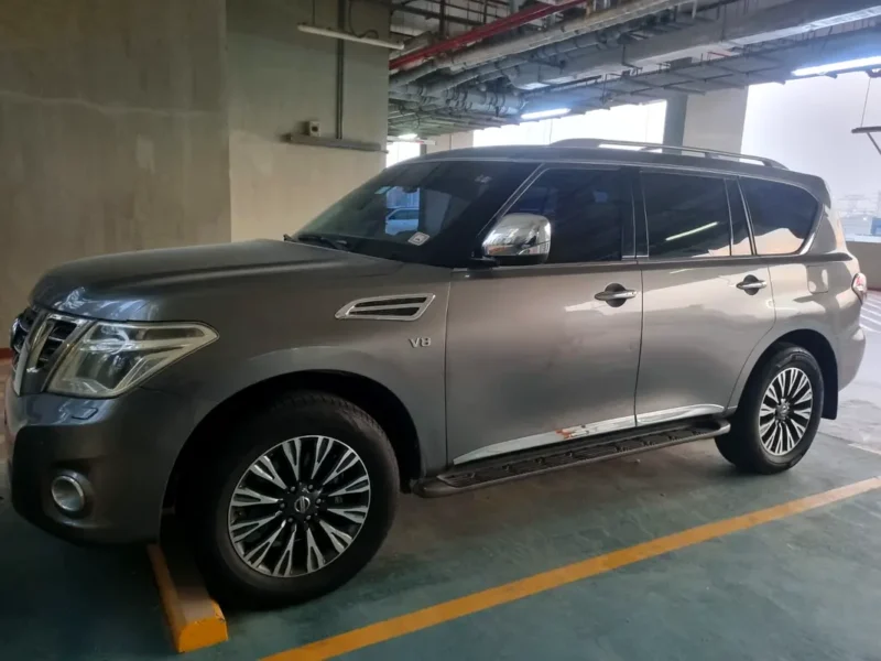 2014 Nissan Patrol LE 8 Cylinders Petrol Engine Grey Beige SUV GCC Specs Excellent Condition