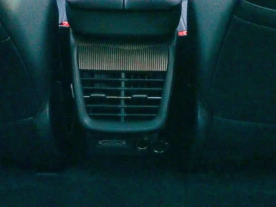 2024 HONGQI E-QM5 T3 EDITION Electric Vehicle White Black Sedan Chinese Specs
