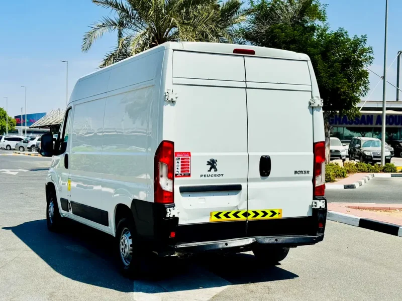 2023 Peugeot Boxer L4H3 2.0 Litres 4 Cylinders Diesel Engine White Black Van GCC Specs