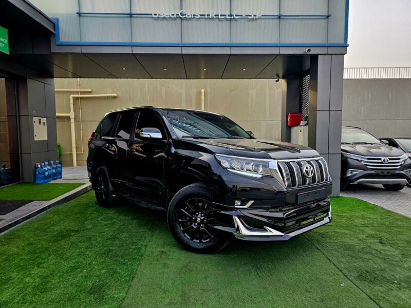 2013 Toyota Prado TX-L 4.0 Litres 6 Cylinders Petrol Engine Black Beige SUV GCC Specs