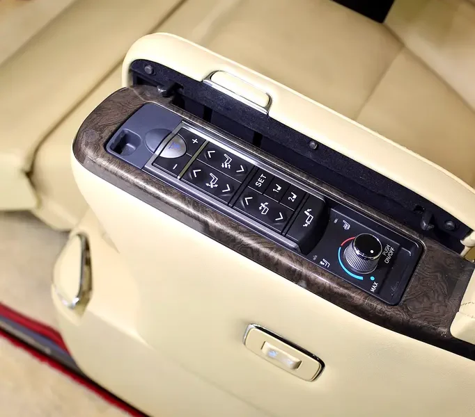 2023 Toyota Alphard Executive Lounge 6 Cylinders Petrol Engine Black beige VIP Van Automatic