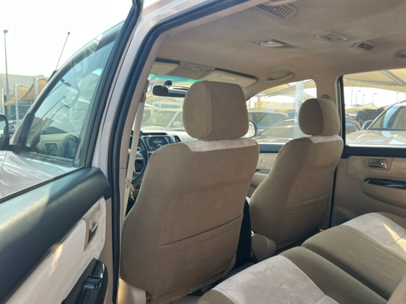 2014 Toyota Fortuner GXR 4.0 Litres V6 Petrol Engine White Beige SUV GCC Specs