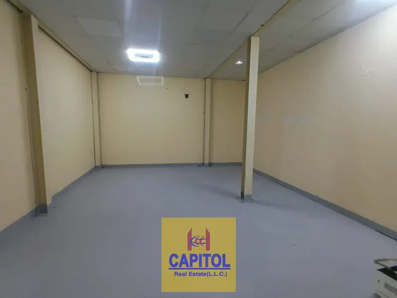 450 sqft GROUND FLOOR STORAGE WAREHOUSE | AVAILABLE FOR RENT | VERY AFFORDABLE PRICE