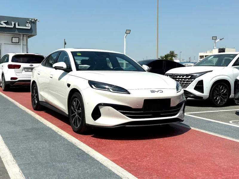 2025 BYD Seal 06 Premium 4 Cylinders Plug-in Hybrid Engine White Grey Sedan Chinese Specs