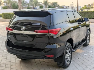 2021 Toyota Fortuner EXR 2.7 Litres 4-Cylinder Petrol Engine Black Orange SUV GCC Specs