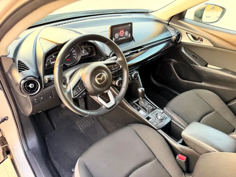 2024 Mazda CX-3 GS 4 Cylinders Petrol Engine Silver Black Crossover GCC Specs Automatic