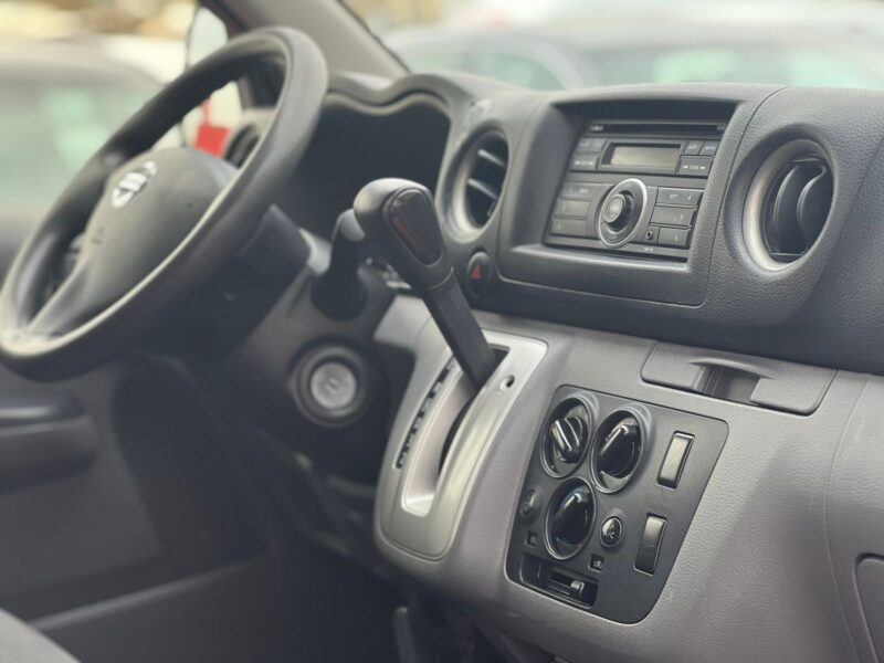 2020 Nissan Urvan 2.5 Litres 4 Cylinders Petrol Engine White Grey Van GCC Specs Automatic