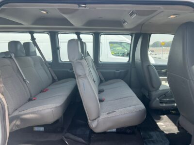 2020 Chevrolet Express 6.0L V8 Vortec Petrol Engine 15 Seaters White Grey Van GCC Specs