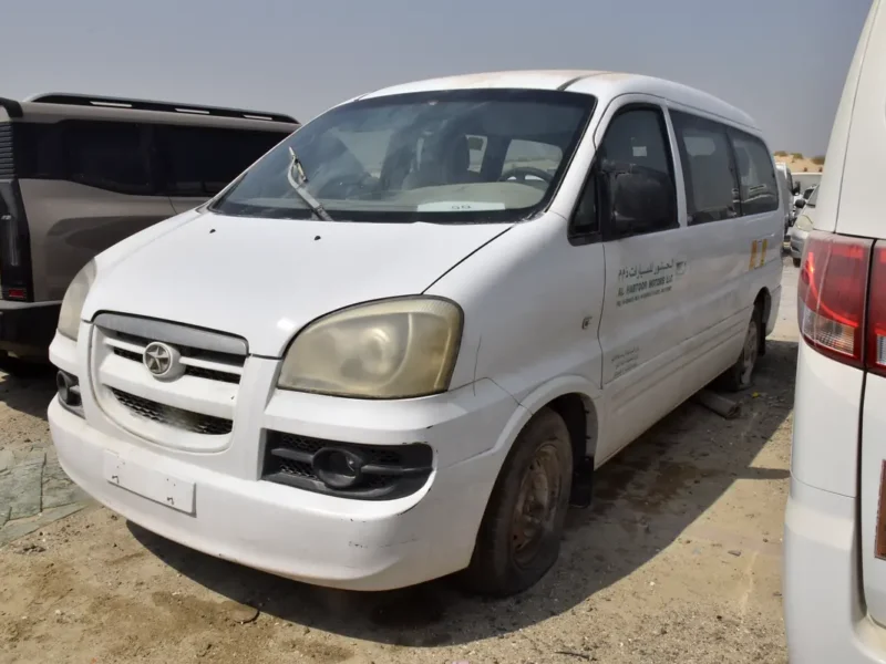 2015 JAC M1 Refine 4 Cylinders Petrol Engine White Grey Van GCC Specs Automatic