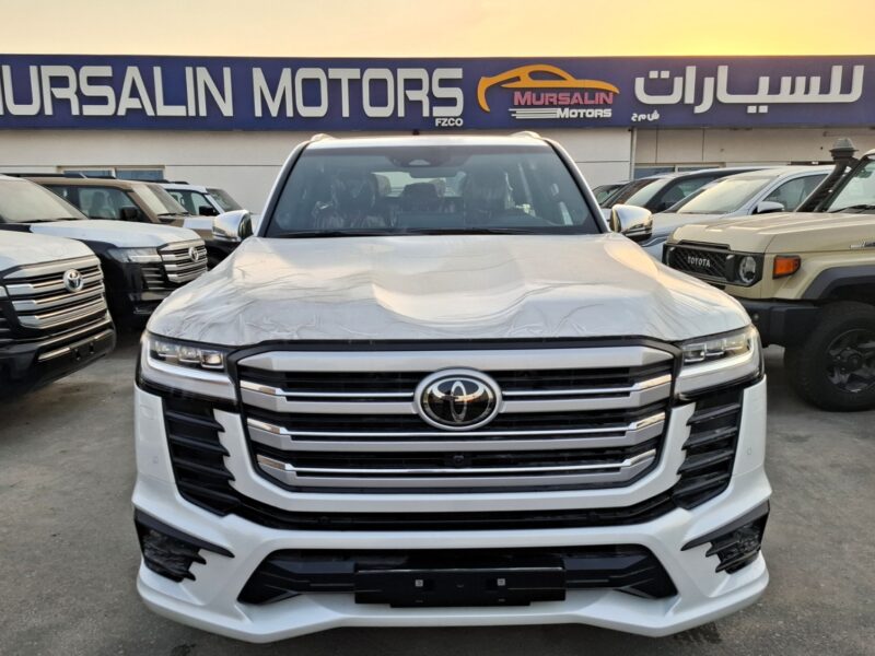2026 Toyota Landcruiser VXR 3.3L V6 Twin-Turbo Diesel Engine White Red SUV GCC Specs