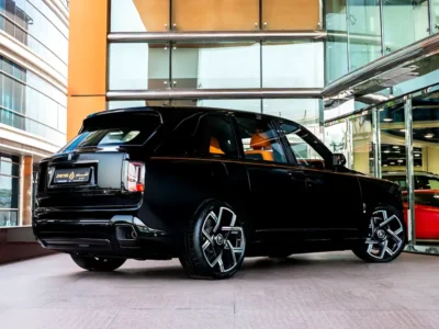 2026 Rolls-Royce Cullinan Black Badge Twin-Turbo V12 Petrol Engine Black Orange SUV