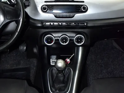 2013 Alfa Romeo GIULIETTA Standard 4 Cylinders Petrol Engine Red Black Hatchback Automatic