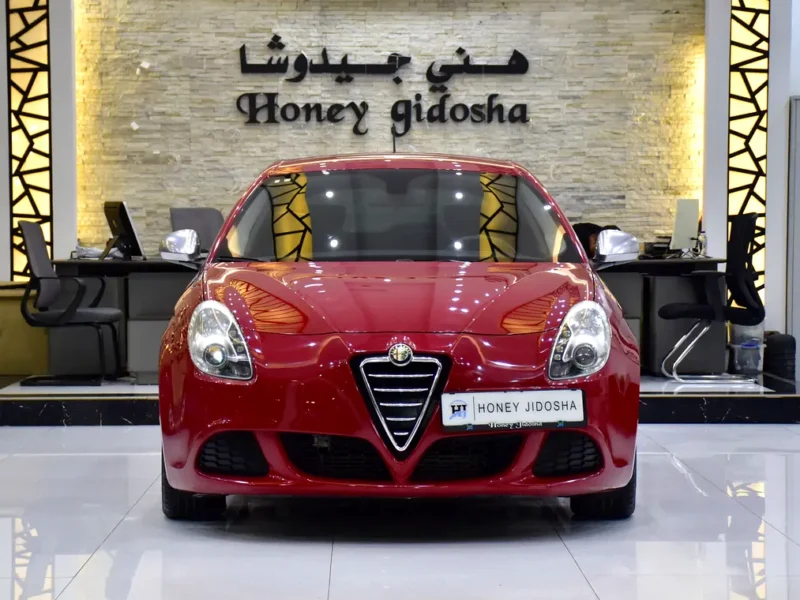 2013 Alfa Romeo GIULIETTA Standard 4 Cylinders Petrol Engine Red Black Hatchback Automatic