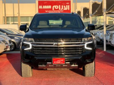2023 Chevrolet Suburban LT 5.3-liter V8 EcoTec3 Petrol Engine Black Beige SUV GCC Specs