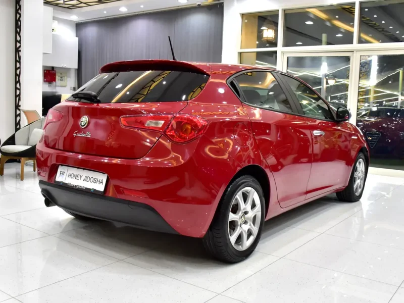 2013 Alfa Romeo GIULIETTA Standard 4 Cylinders Petrol Engine Red Black Hatchback Automatic
