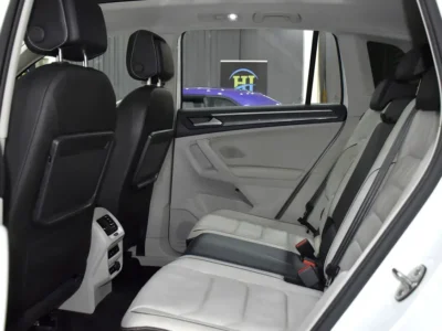 2019 Volkswagen Tiguan SEL 4 Cylinders Petrol Engine White Beige Crossover GCC Specs