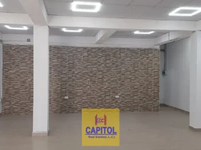 FRONT THE ROAD LIKE SHOWROOM WH SIZE 1050 SQFT ON GROUND ONLY AVAILABLE FOR RENT