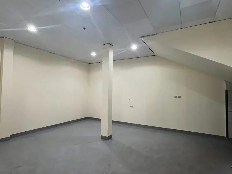 Brand New - 465 SQFT READY TO MOVE IN STORAGE WAREHOUSE