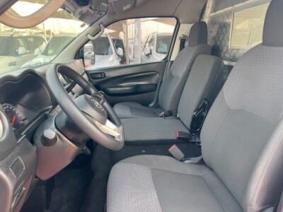 2024 Nissan Urvan High-Roof 2.7 Litres 4 Cylinders Engine Manual GCC 3 Seats White Grey Van
