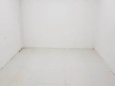 240 Sqft Mezzanine Floor Small Warehouse Ready to Move in