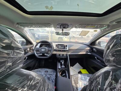 2026 HYUNDAI ELANTRA 1.5 Litres 4 Cylinders Petrol Engine Black Sedan GCC Specs Automatic