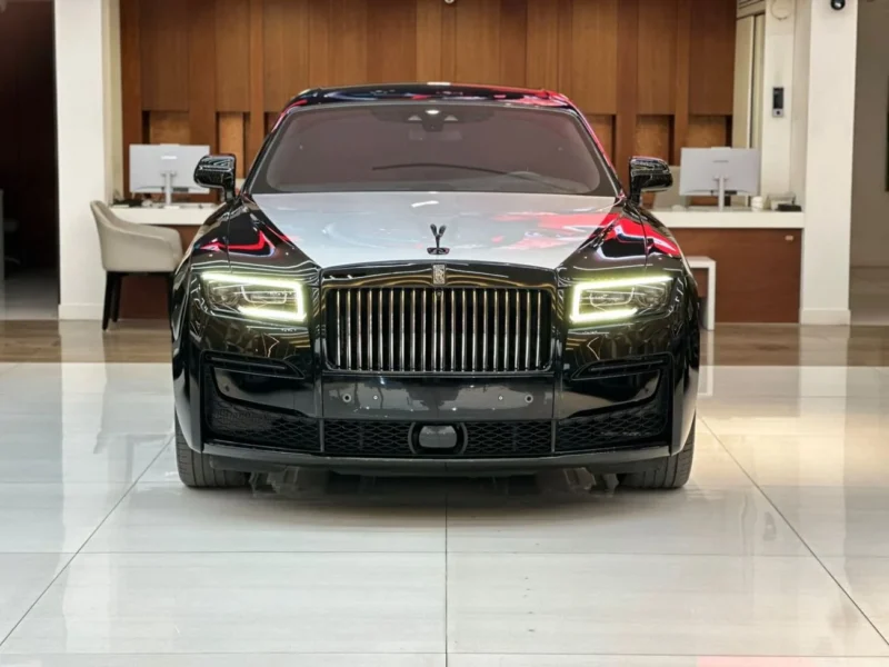 2023 Rolls Royce Ghost BLACK BADGE 6.8L TwinTurbo 12 Cylinders Engine Black Brown Sedan