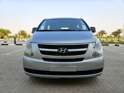 2015 Hyundai H1 GL 4 Cylinders Diesel Engine 12 Seat Full Option Silver Grey Van Korean Specs