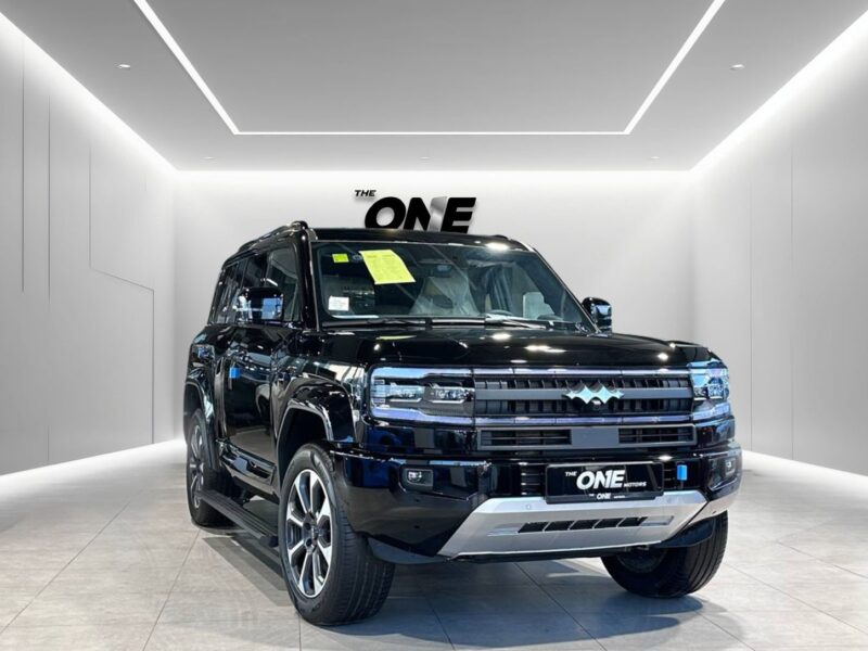 2025 BYD LEOPARD 5 1.5 Lites 4 Cylinders Hybrid Engine Black Beige SUV Chinese Specs