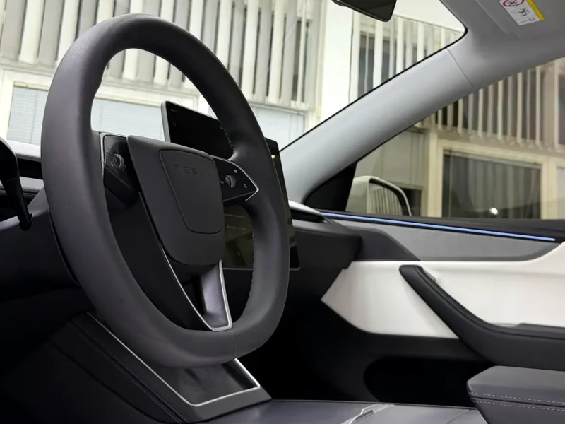 2025 Tesla Model Y Long Range Fully Electric Vehicle White SUV GCC Specs Excellent Condition
