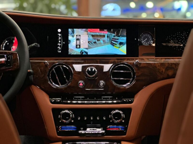 2023 Rolls Royce Ghost BLACK BADGE 6.8L TwinTurbo 12 Cylinders Engine Black Brown Sedan
