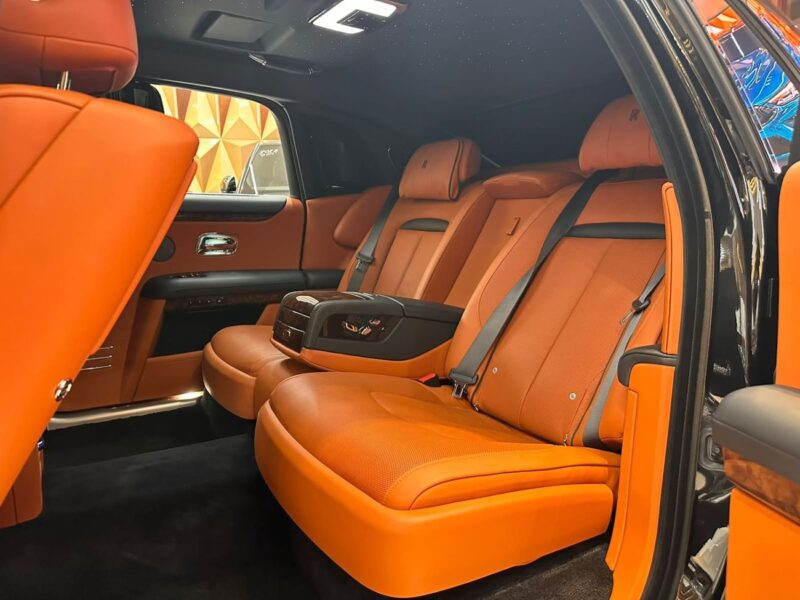 2023 Rolls Royce Ghost BLACK BADGE 6.8L TwinTurbo 12 Cylinders Engine Black Brown Sedan