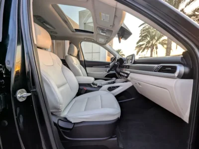 2020 Kia Telluride 3.8L V6 Engine Petrol Engine Black Beige SUV GCC Specs Excellent Condition