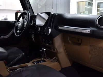 2015 Jeep Wrangler Sahara 3.6L Pentastar 6 Cylinders Petrol Engine Black Crossover Automatic