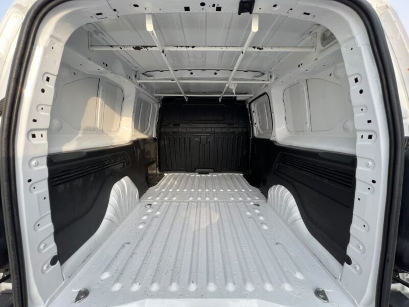 2023 Peugeot Partner 1.6 Litres 4 Cylinders Diesel Engine Manual White Grey Van GCC Specs