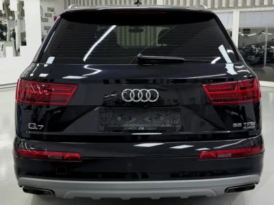 2019 Audi Q7 55 TFSI quattro S 3.0L Turbocharged V6 Petrol Engine Black Brown SUV GCC