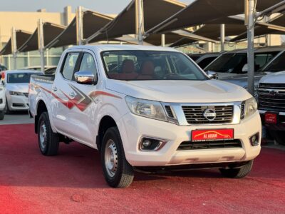 2020 Nissan Navara 2.5 Litres 4 Cylinders Petrol Engine White Red Pickup Truck GCC Specs