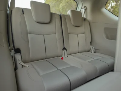 2023 Nissan Xterra SE 2.5 Litres 4 Cylinders Petrol Engine White Beige SUV GCC Specs