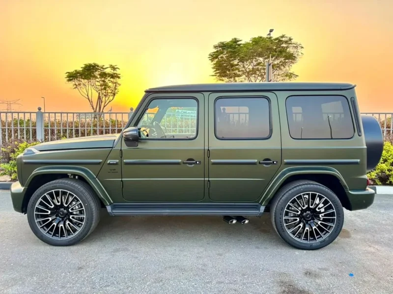 2027 Mercedes-Benz G 63 AMG STANDARD 4.0L V8 Biturbo Petrol Engine Green Red SUV